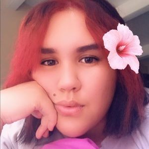 Meet your Posher, Skylar